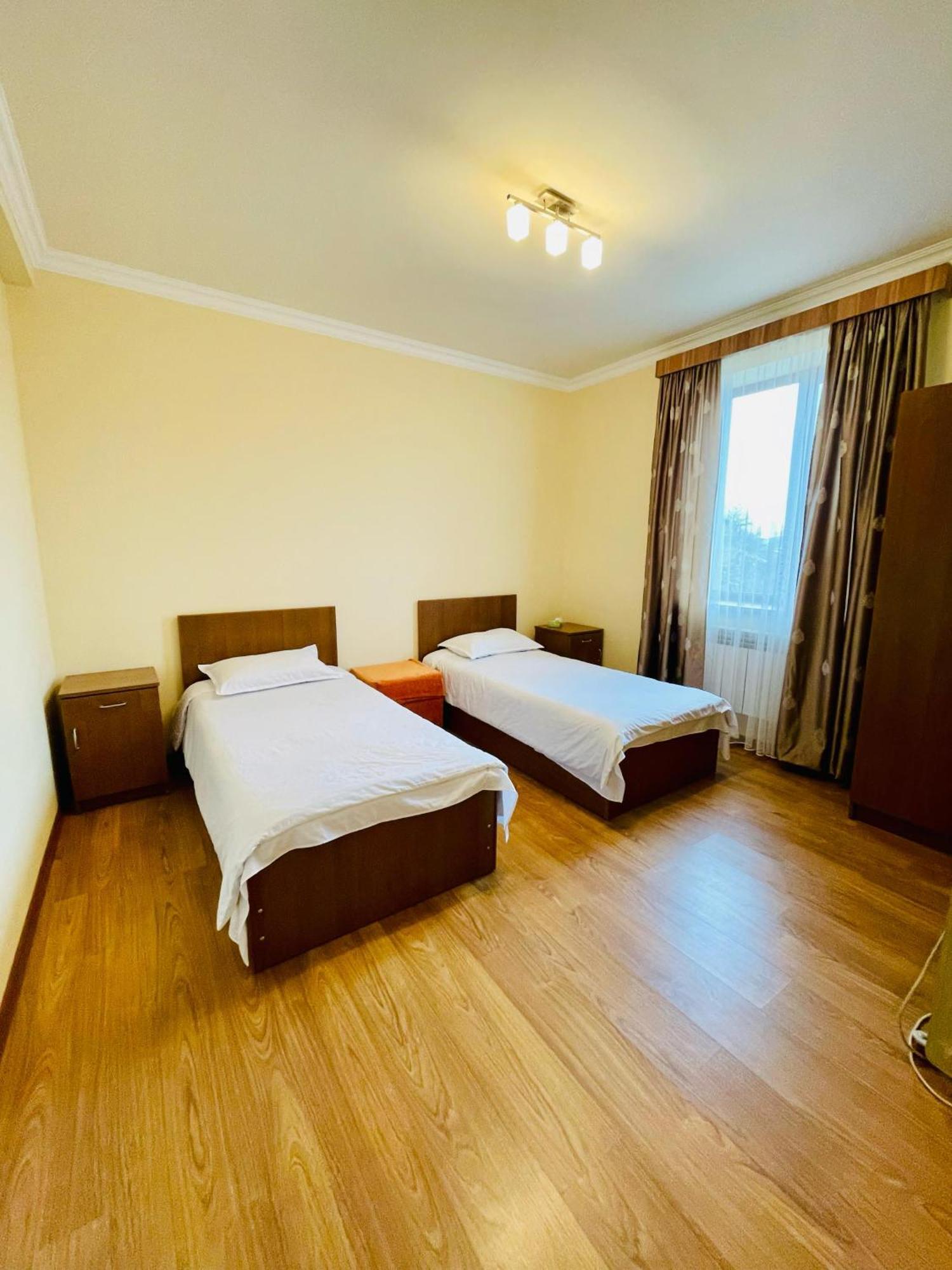 Zartonq Hotell Tat'ev Rom bilde